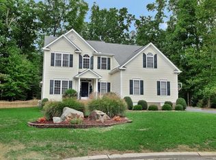 12318 Hollow Oak Ter, Midlothian, VA 23112
