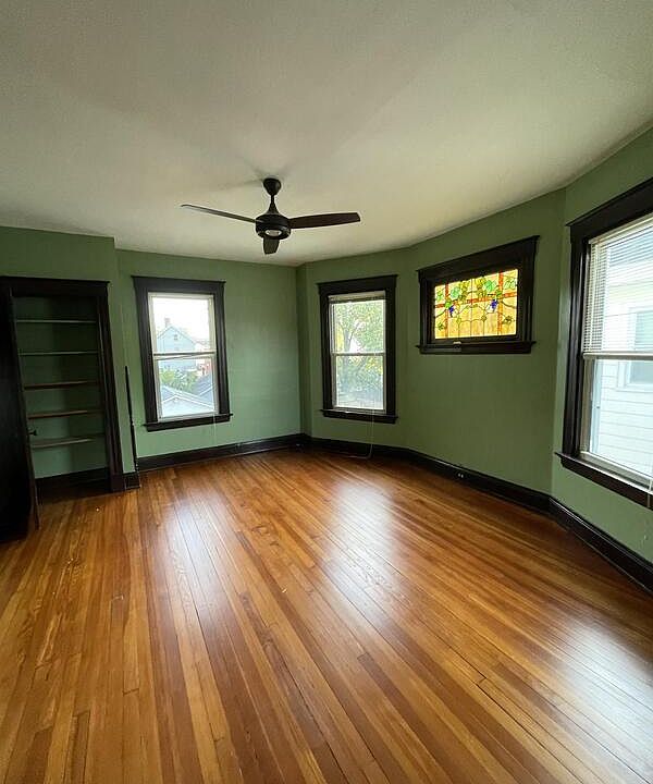 1st image of 2418 Robertson Ave #1