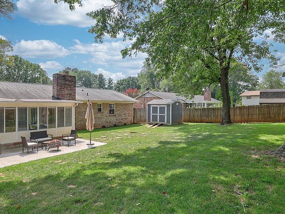 5th image of 400 Hardwicke Dr