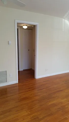Floor plan 1 bed 1 bath