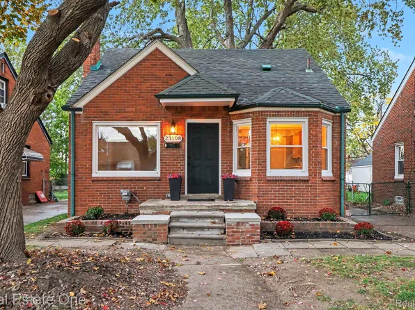 23108 David Ave, Eastpointe, MI 48021