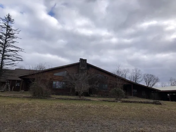 4 Sunday Rd, Hico, WV 25854