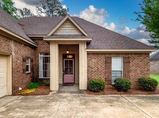 110 Cedar Green Dr, Canton, MS 39046