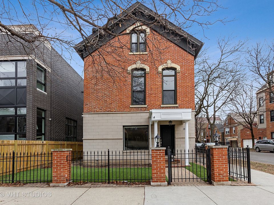 1st image of 2101 N Oakley Ave