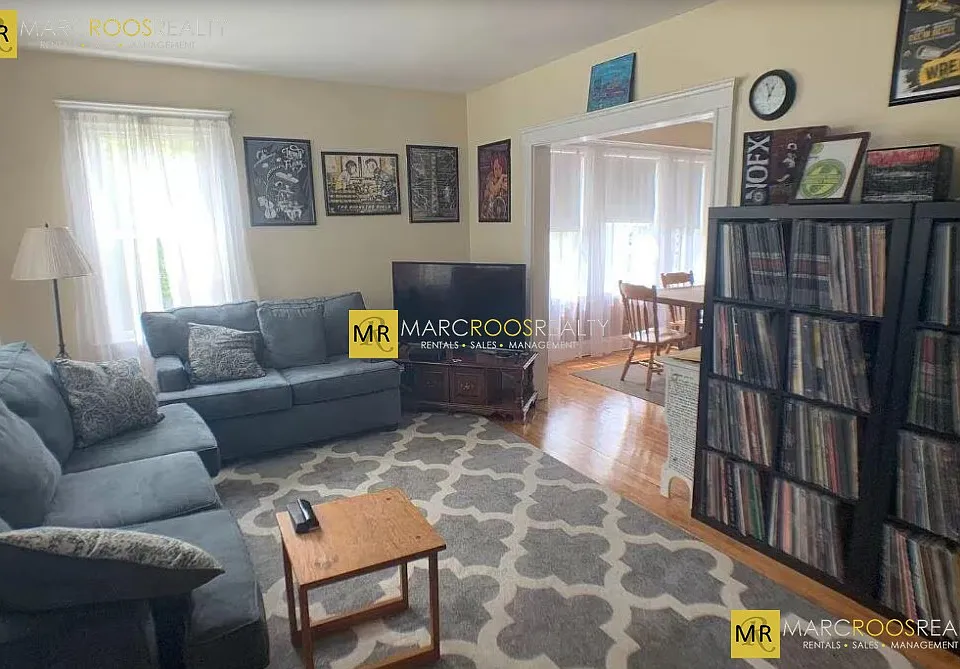 21 Edison Ave #1