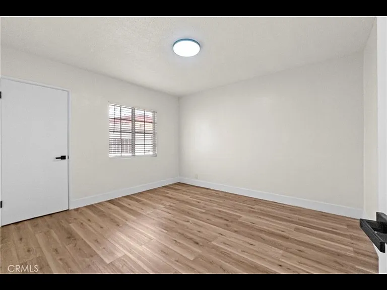 4011 E Elizabeth St — Photo 8