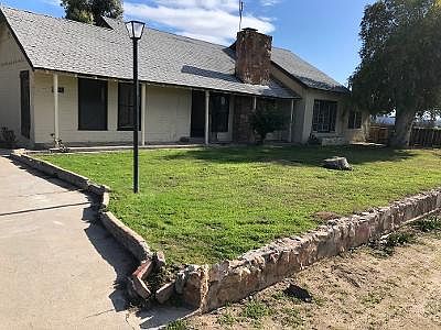 2nd image of 2212 N Vista Ave