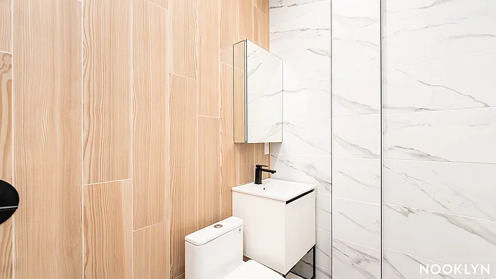 Rented by Nooklyn NYC LLC | media 13