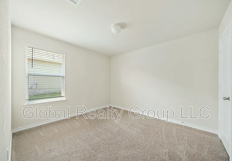 213 Gravel Gray — Photo 23