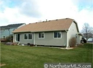 9113 Nantwick Rdg N, Brooklyn Park, MN 55443
