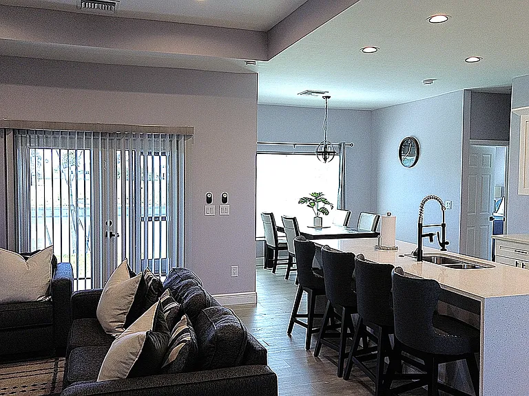 1112 NE 34th Ln — Photo 30