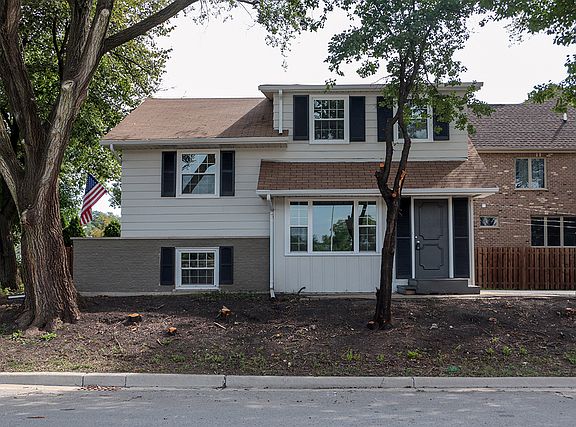 3rd image of 658 W Babcock Ave