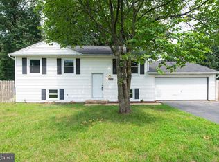 7935 E Shore Rd, Pasadena, MD 21122