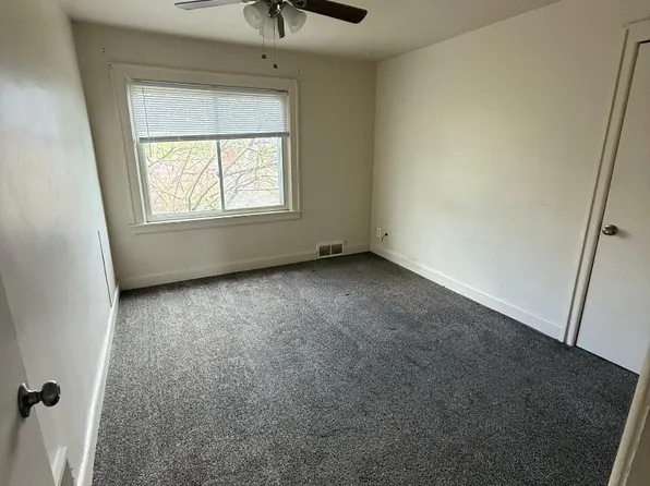 43300 N Interstate Highway 94 Service Dr APT 3, Belleville, MI 48111