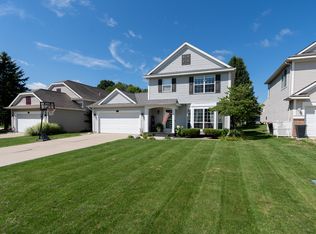 5791 Hickory Hill Ct SE, Kentwood, MI 49512