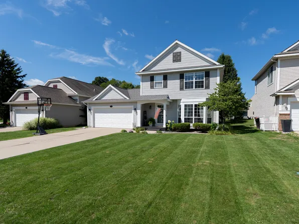 5791 Hickory Hill Ct SE, Kentwood, MI 49512