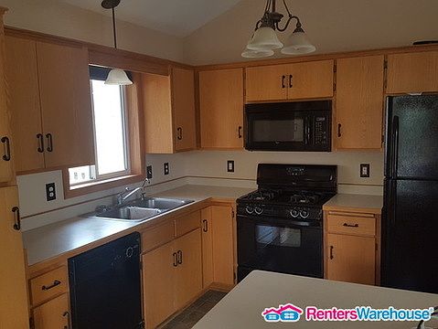 5th image of 6272 Glacier Dr