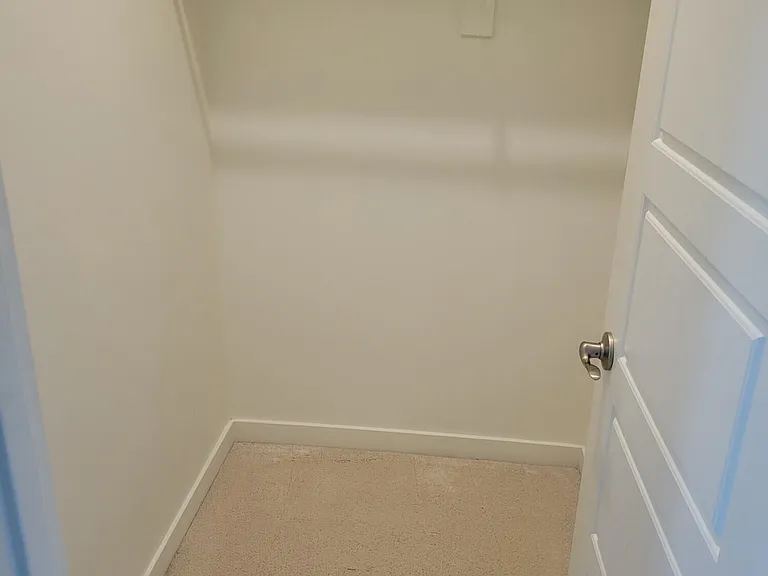 8234 N 22nd Dr — Photo 25