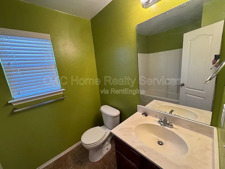 6052 Johnnie Ter — Photo 9