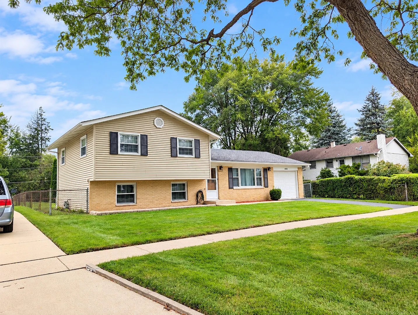 3 bed, 1.5 bath, 1625 sqft, $2,900 — Photo 1