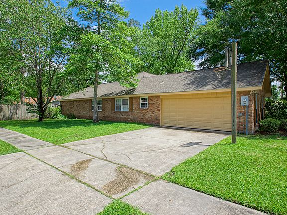 3rd image of 140 Whisperwood Blvd