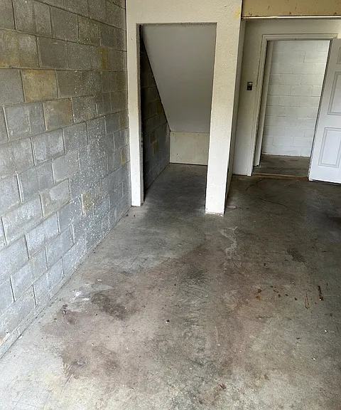 6884 Lexington Dr — Photo 31