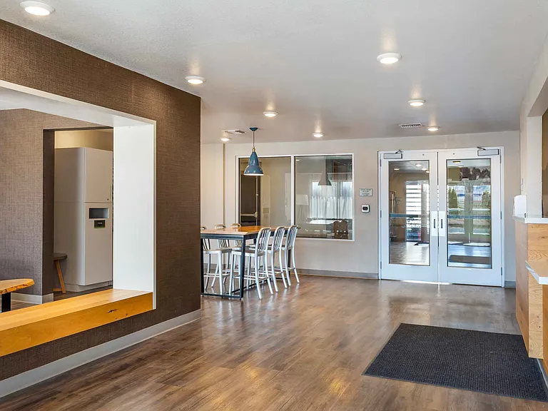 Lobby and Guest Check-in