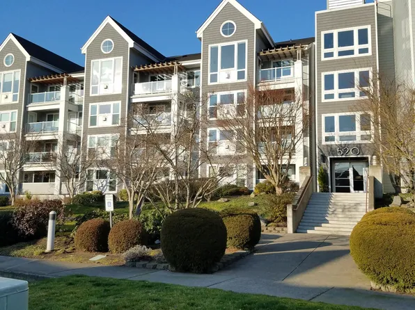 520 SE Columbia River Dr APT 123, Vancouver, WA 98661