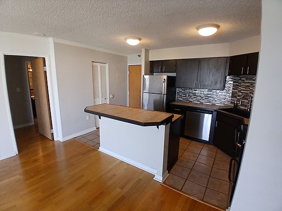 4th image of 1301 N Speer Blvd APT 706