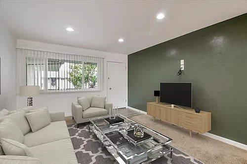3586 Payne Ave #10 Photo 1