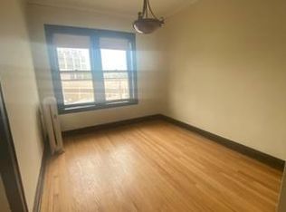 3146 N Springfield Ave #3, Chicago, IL 60618