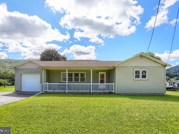 1647 Ridge Rd, Klingerstown, PA 17941