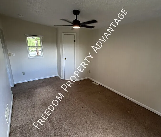 707 Carothers Ave #1 — Photo 16