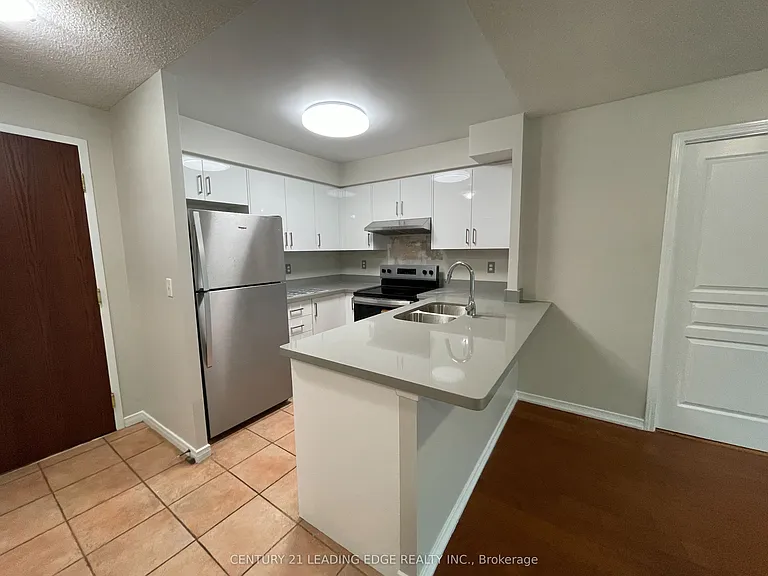 2585 Erin Centre Blvd #601 — Photo 6