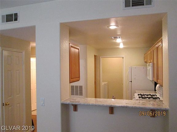 5th image of 8501 W University Ave Unit 1105