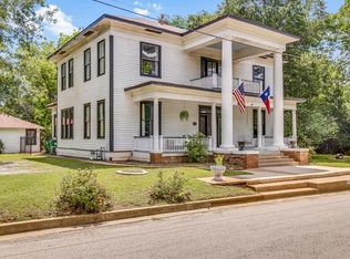 922 N Link St, Palestine, TX