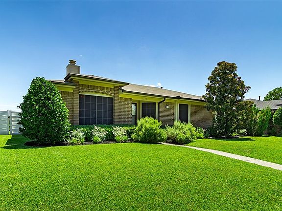 2nd image of 1758 Glencairn Ln