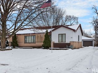 75 Carthage Ln, Hoffman Estates, IL 60169