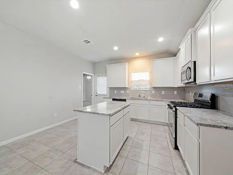 1436 Sundown Glen Ln — Photo 8