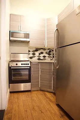 Rented by P Management | media 10