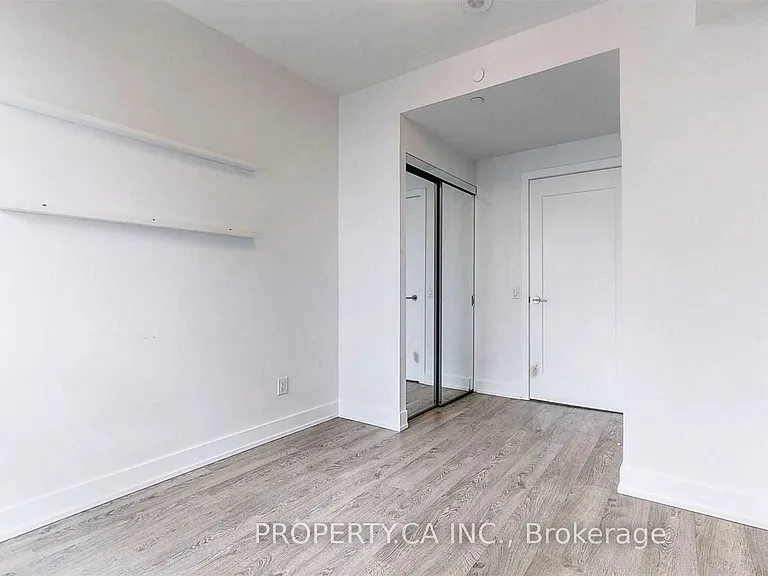 80 Vanauley St #315 — Photo 19