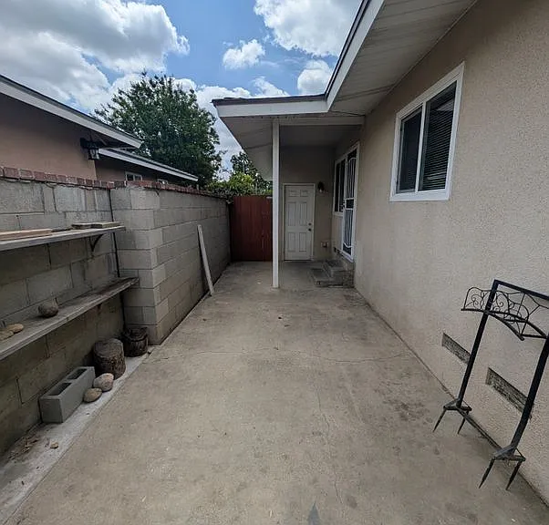 8641 Garfield St — Photo 15