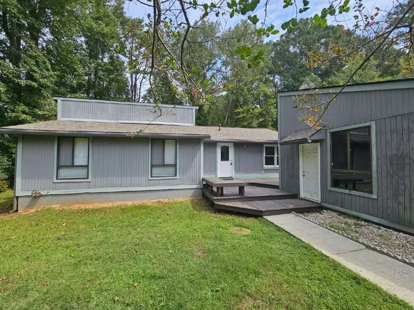 107 Sweetgum Rd, Peachtree City, GA 30269