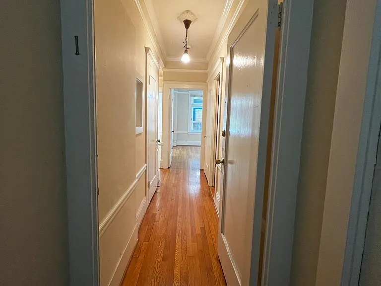1121 Bush St #3 — Photo 2
