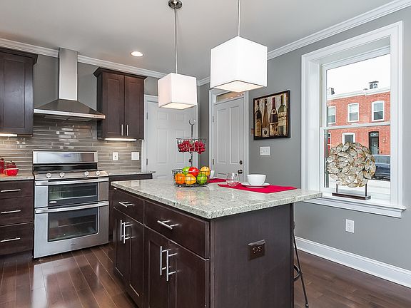 3rd image of 1707 Patapsco St