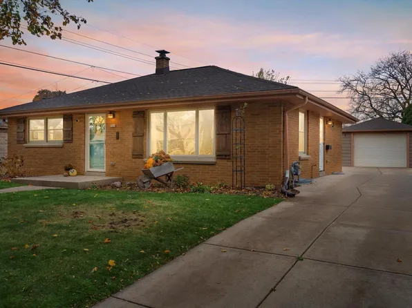 7016 West Verona COURT, Milwaukee, WI 53219