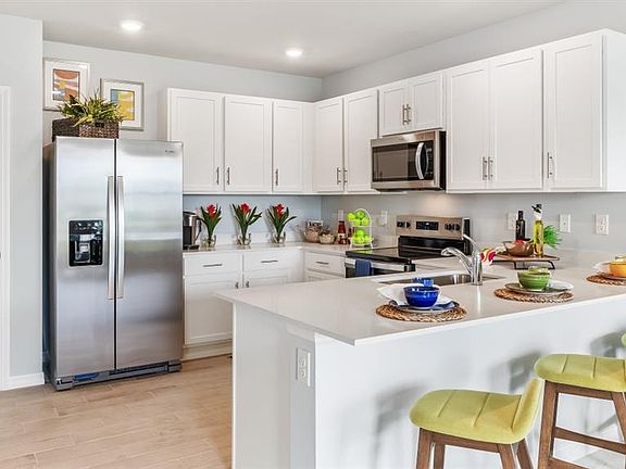 5th image of 16345 Bridle Ridge St