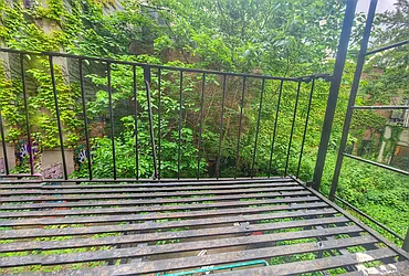 Rented by RELEASE NY