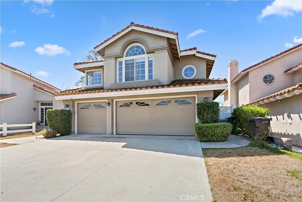 4 bed, 2.5 bath, 2187 sqft, $3,700 — Photo 3