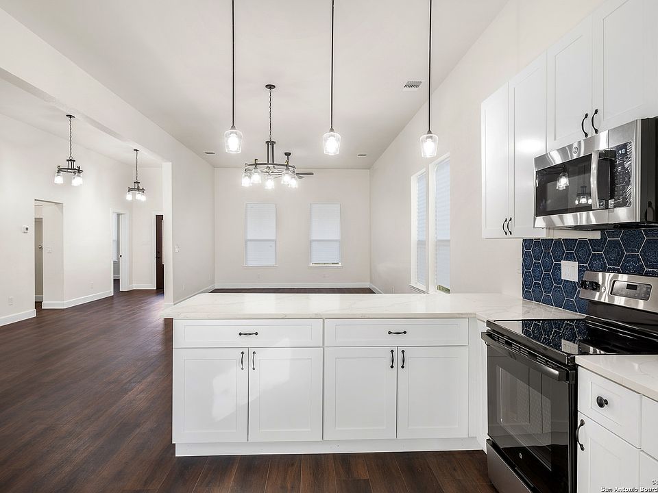 1st image of 211 PIEDMONT AVE
